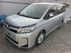 Toyota Voxy Hybrid V 2WD 7-Seater 2019 Silver