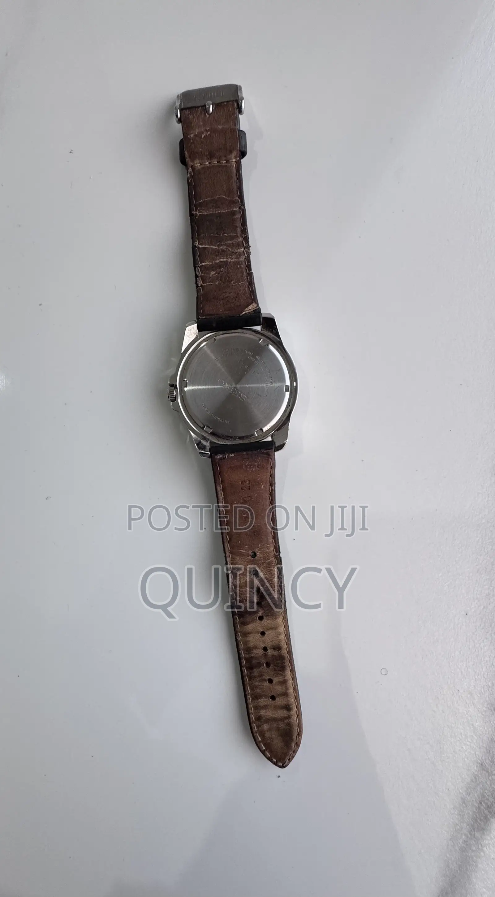 Original Seiko Quartz Watch – Sapphire Crystal (100M Water Resistant)