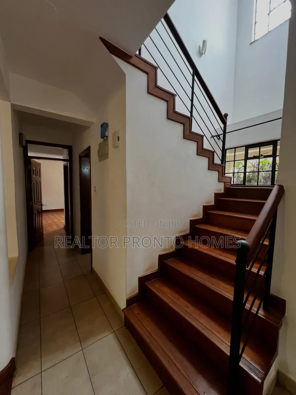 4bdrm Townhouse/Terrace in Lavington, Muthangari for sale