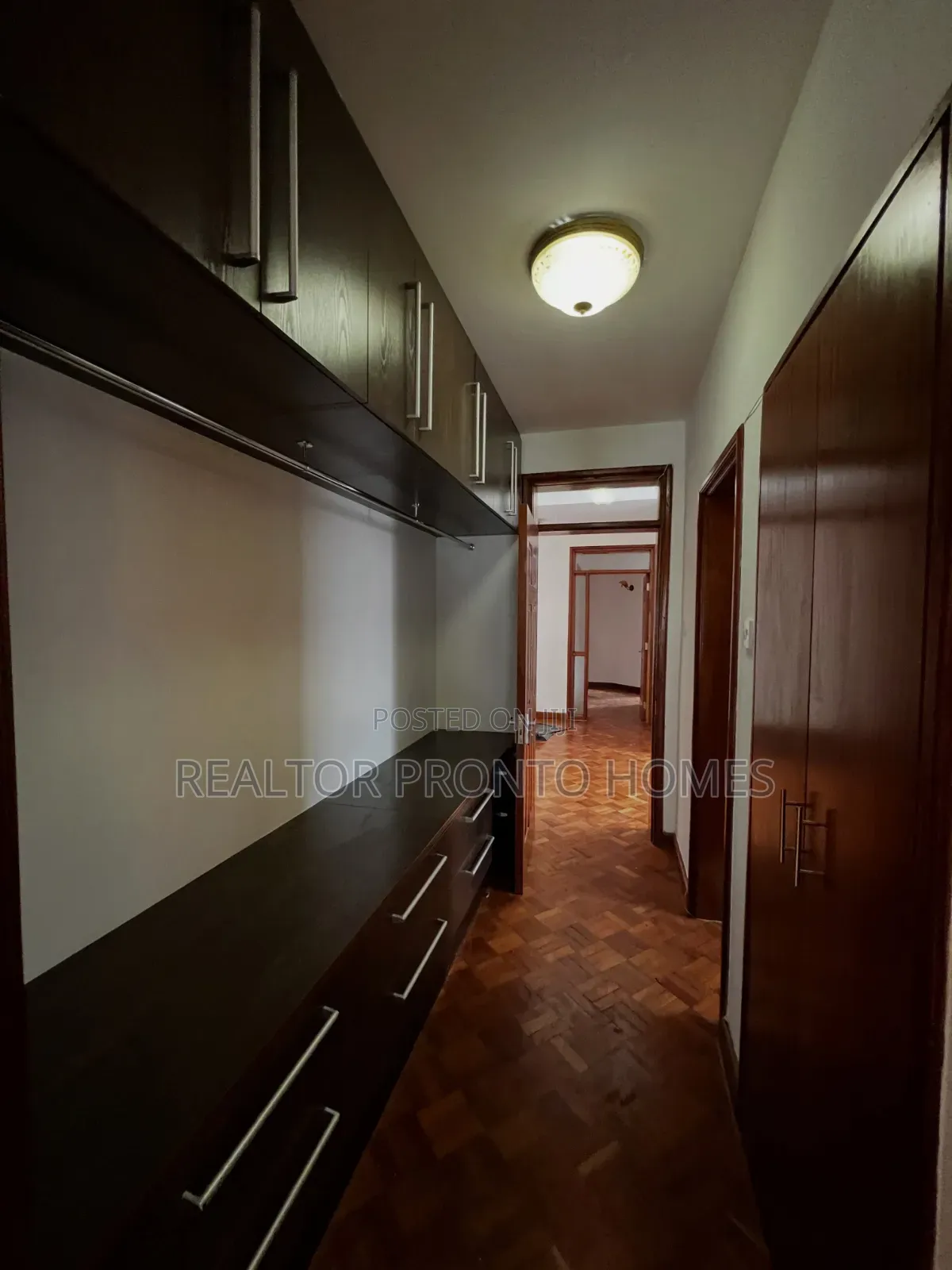 4bdrm Townhouse/Terrace in Lavington, Muthangari for sale