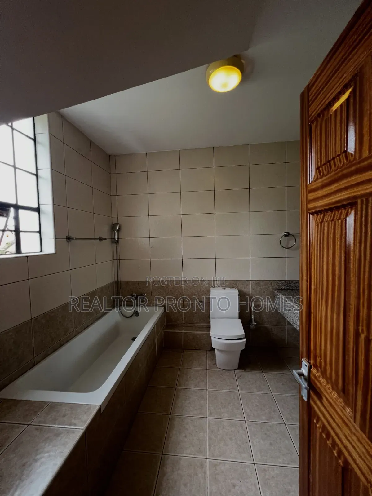 4bdrm Townhouse/Terrace in Lavington, Muthangari for sale