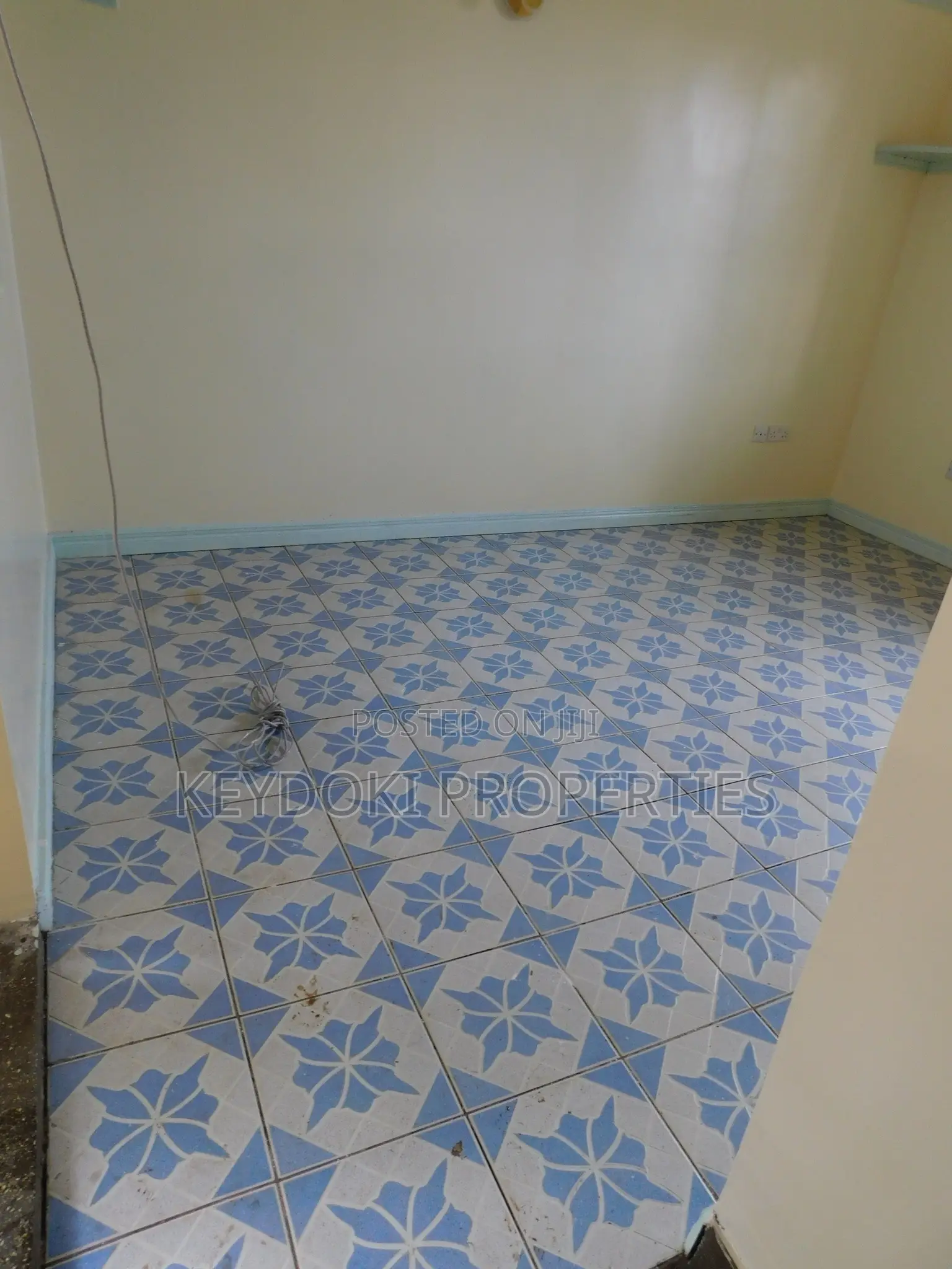 2bdrm Apartment in Seasons for rent