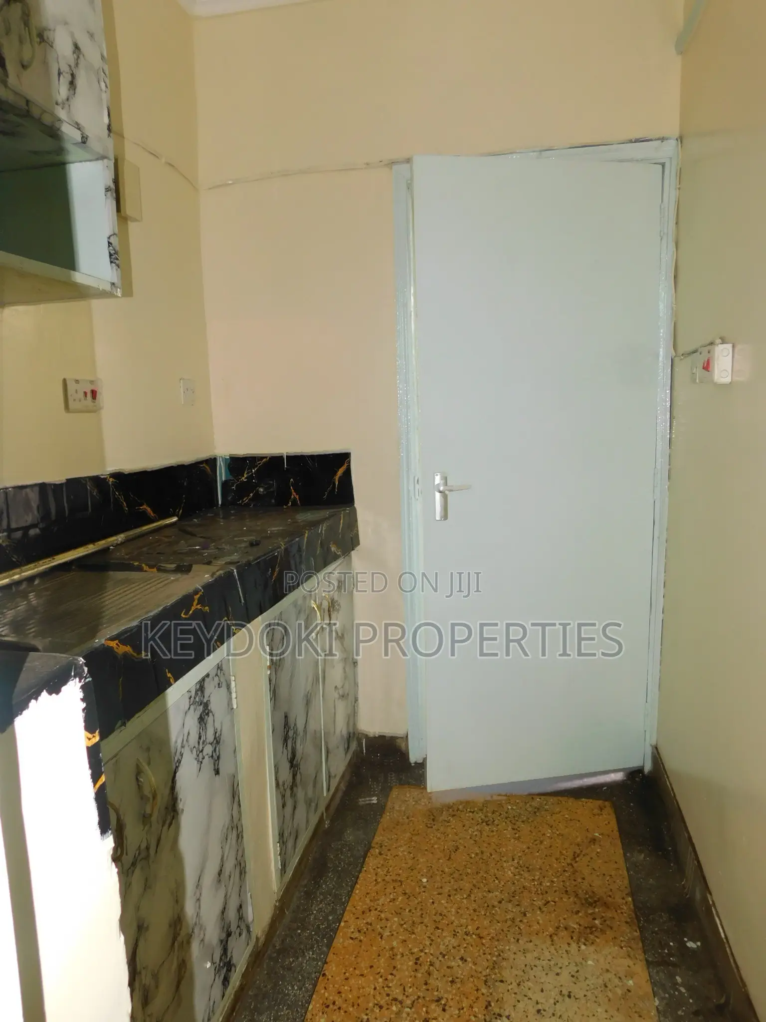 2bdrm Apartment in Seasons for rent
