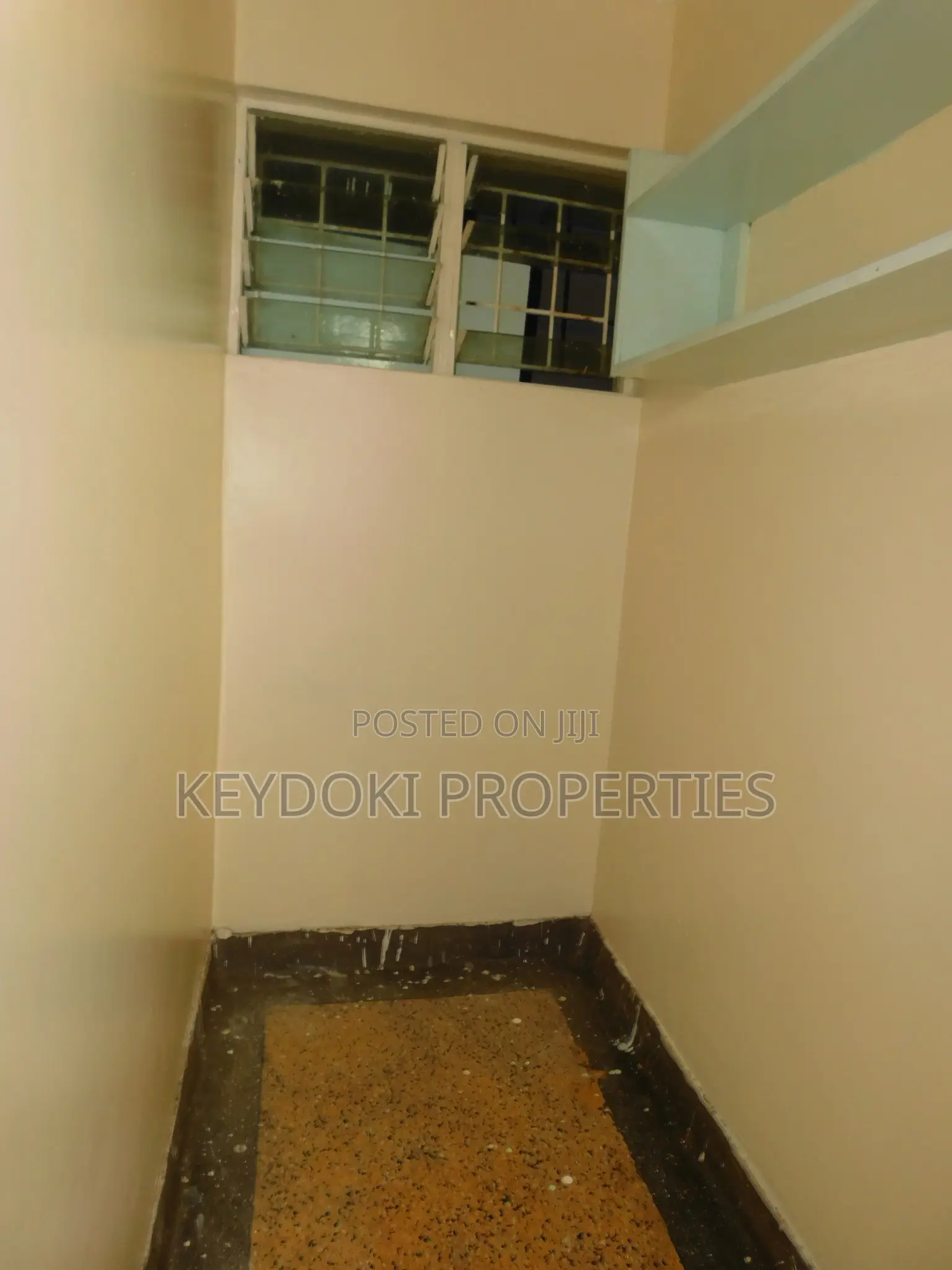 2bdrm Apartment in Seasons for rent