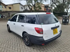 Nissan Advan 2014 White