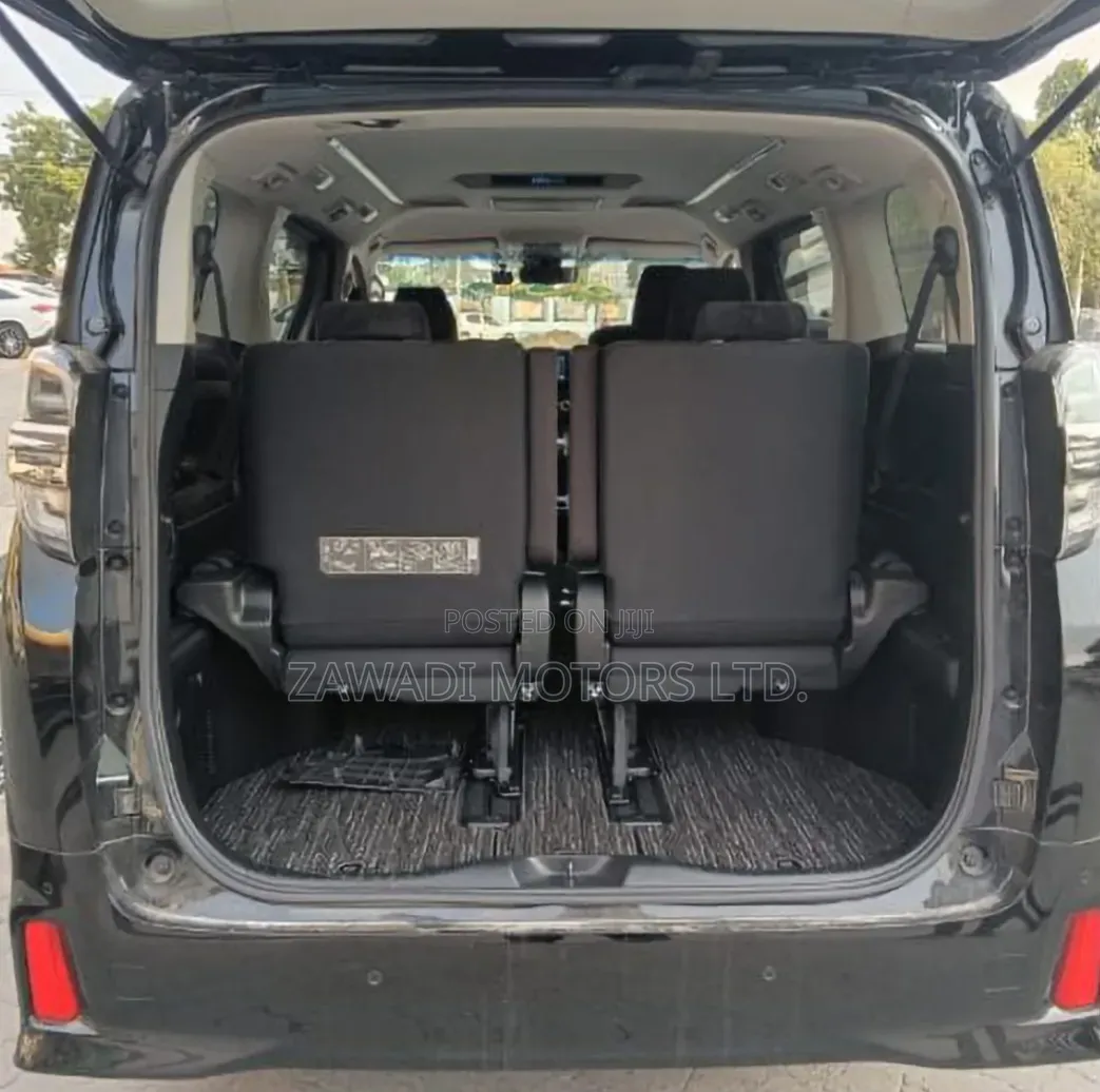 Toyota Vellfire 2019 Black