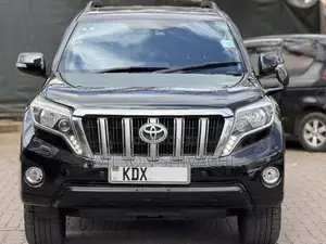 Toyota Land Cruiser 2016 Black