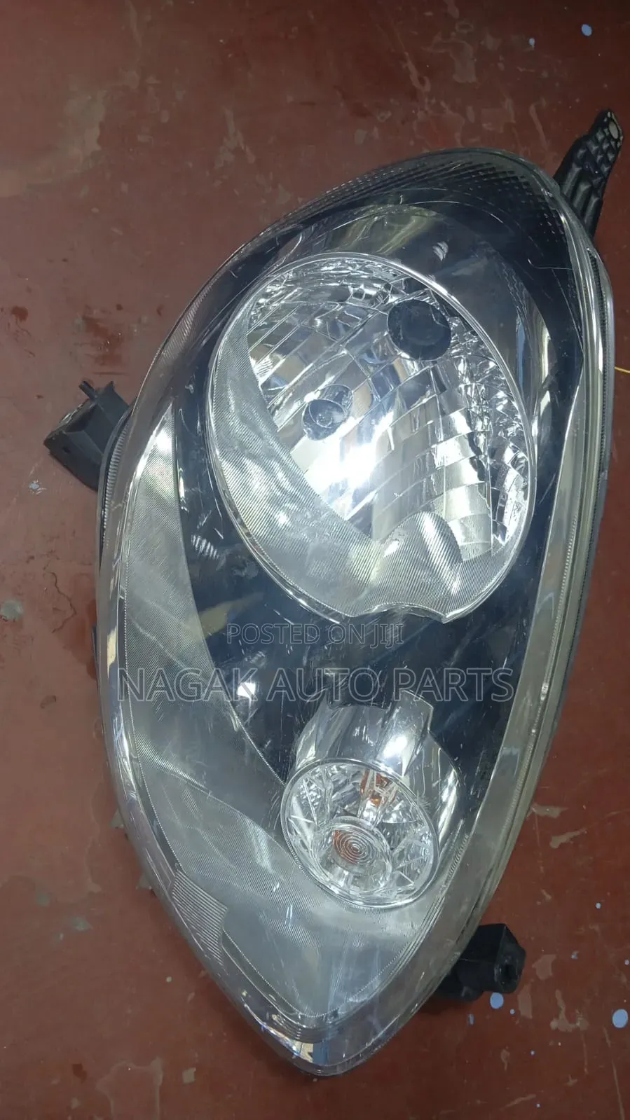 Nissan March2015 Headlight