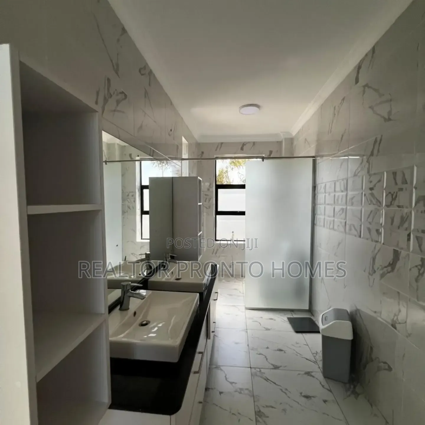 11bdrm House in Karen, Hardy for sale