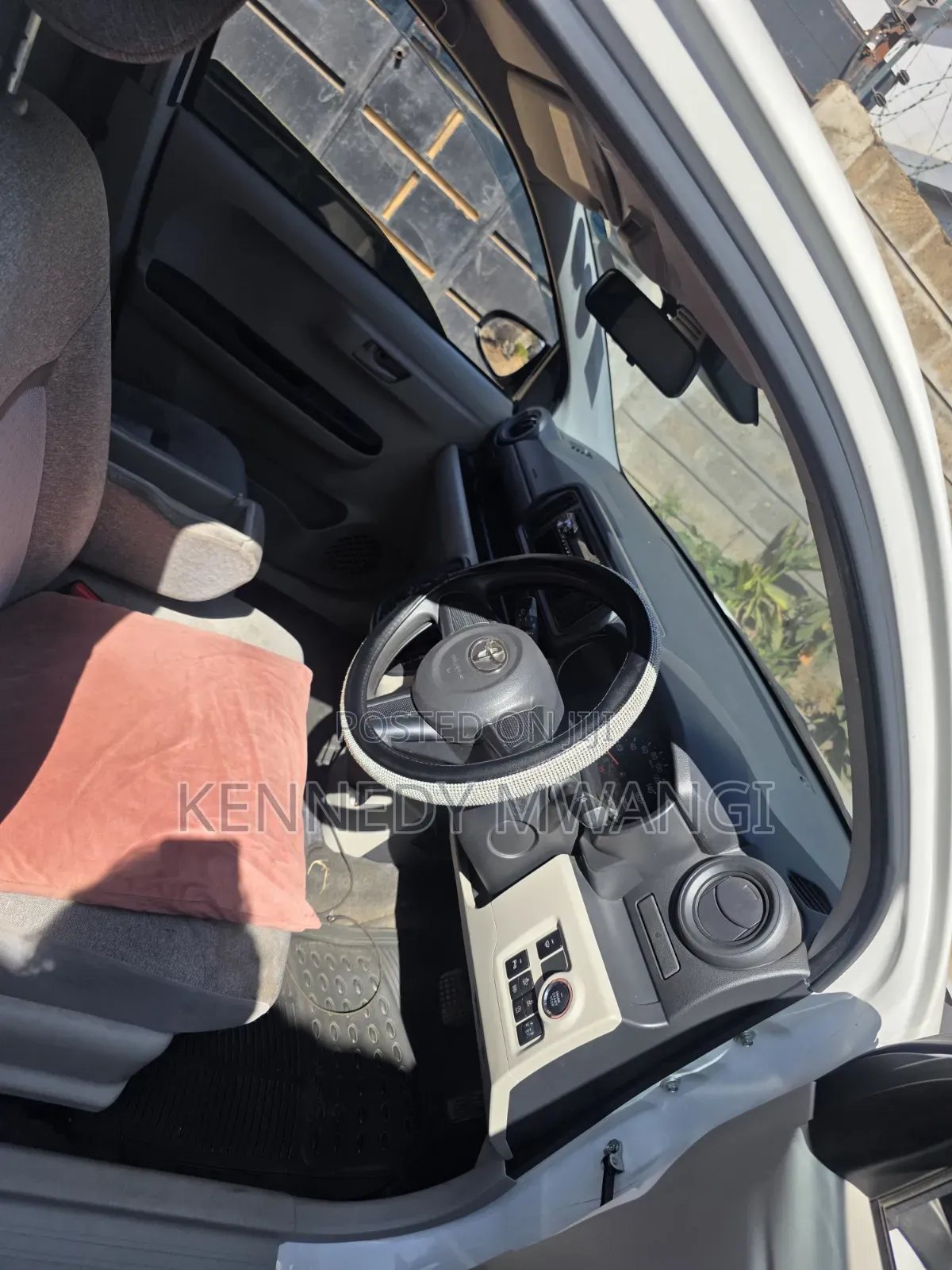 Toyota Passo 2019 White