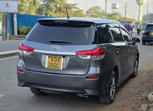 Toyota Wish 2013 Gray