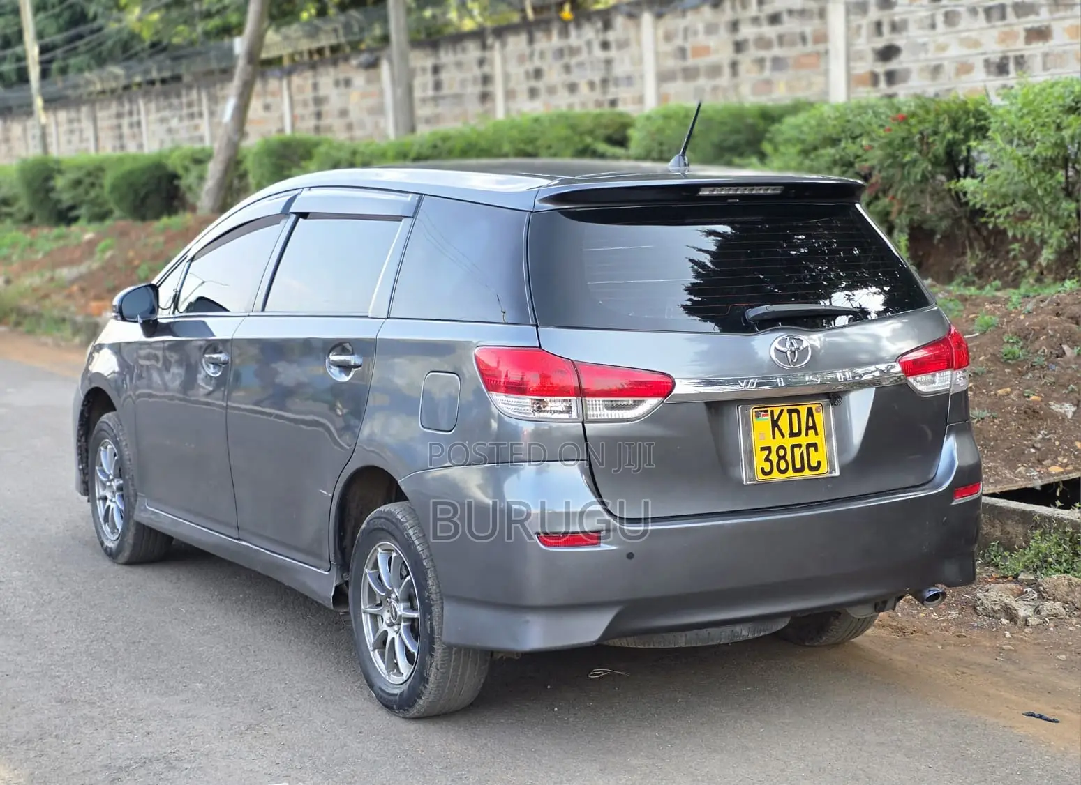 Toyota Wish 2013 Gray