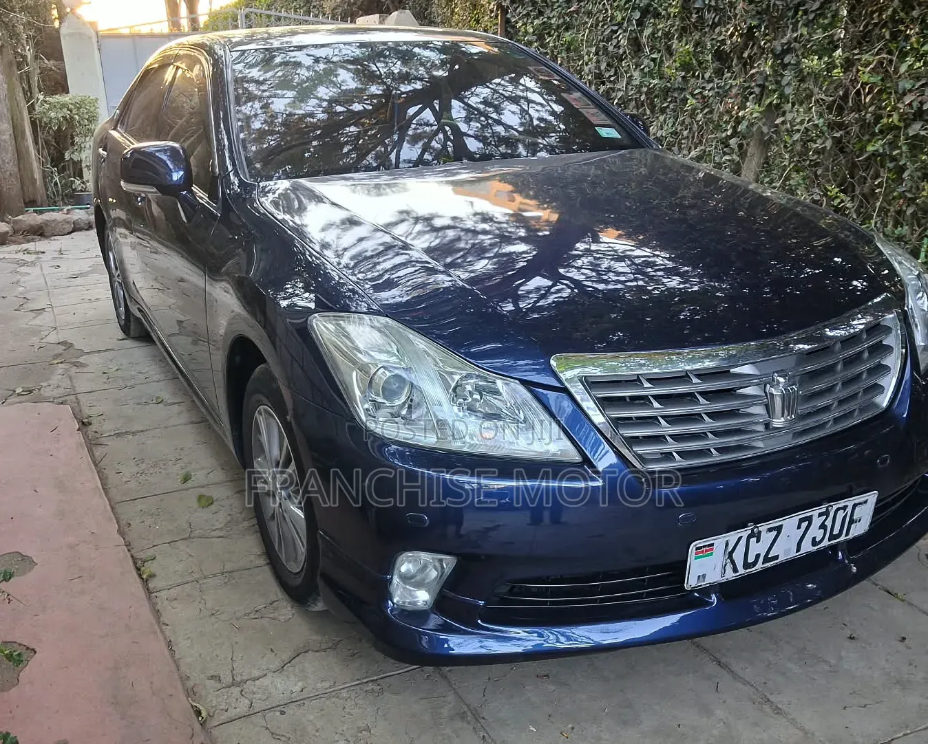 Toyota Crown 2013 Blue