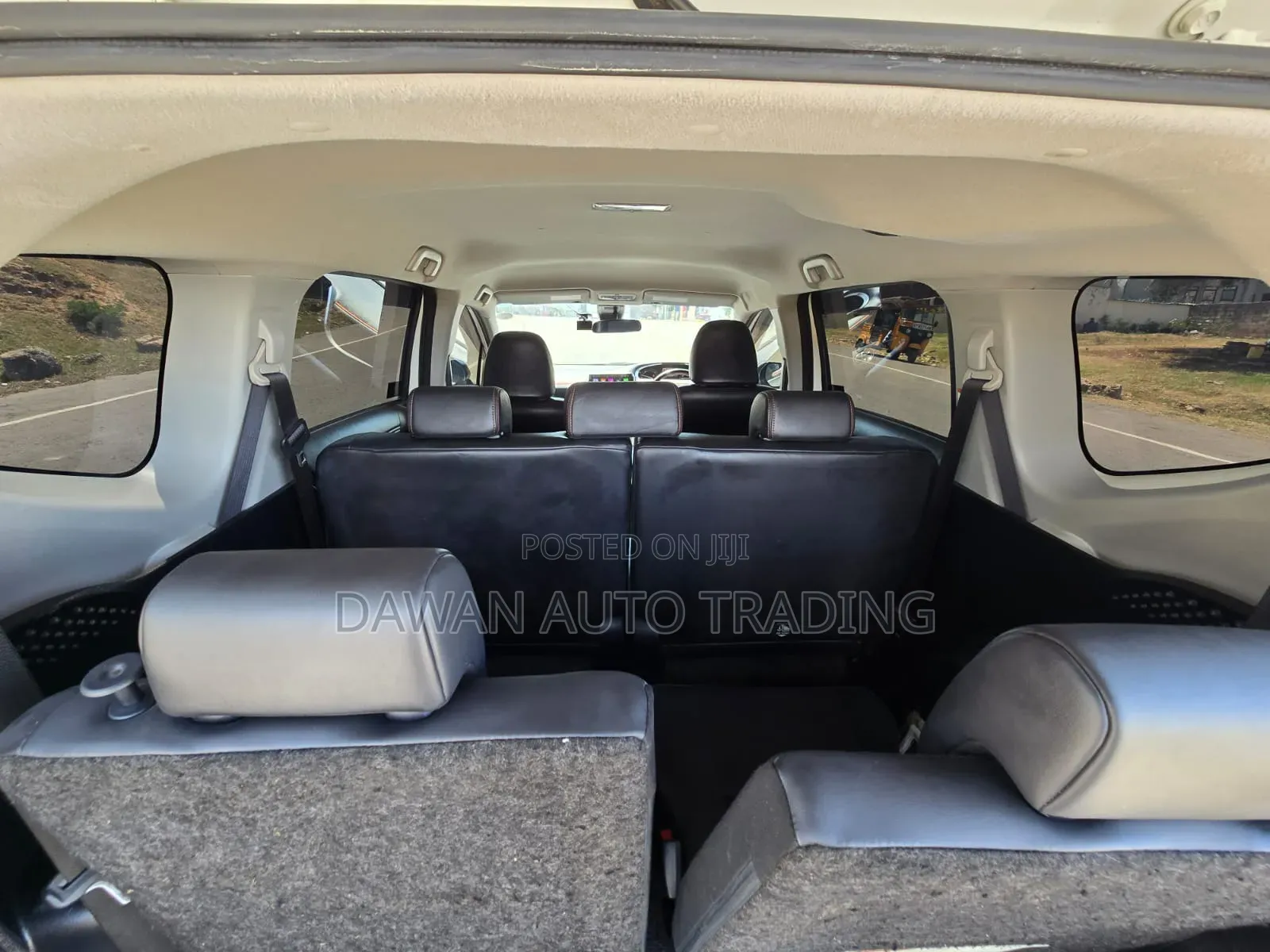 Toyota Sienta 2018 White