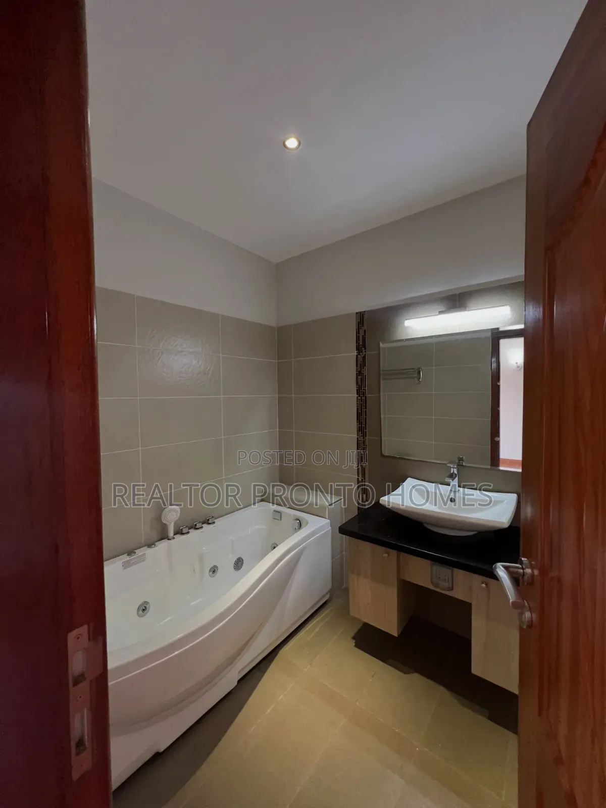 3bdrm Apartment in Kileleshwa for sale