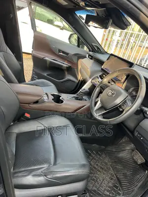 Toyota Harrier 2.0 2020 Gray