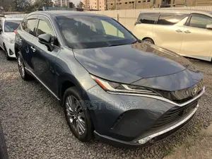 Toyota Harrier 2.0 2020 Gray
