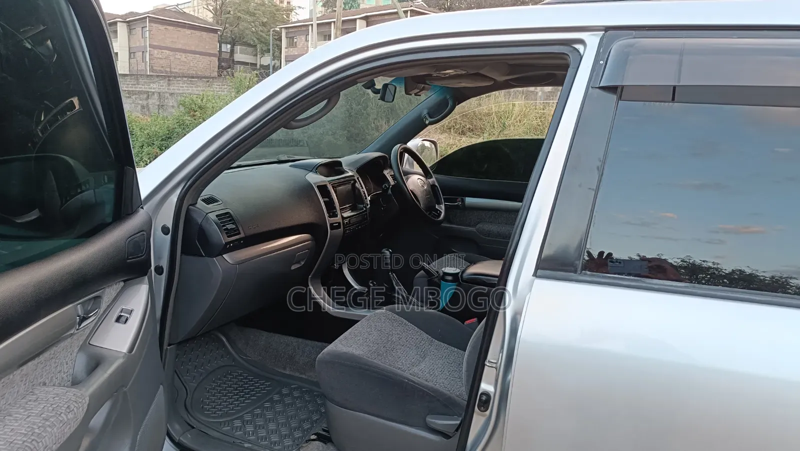 Toyota Land Cruiser 2004 Silver