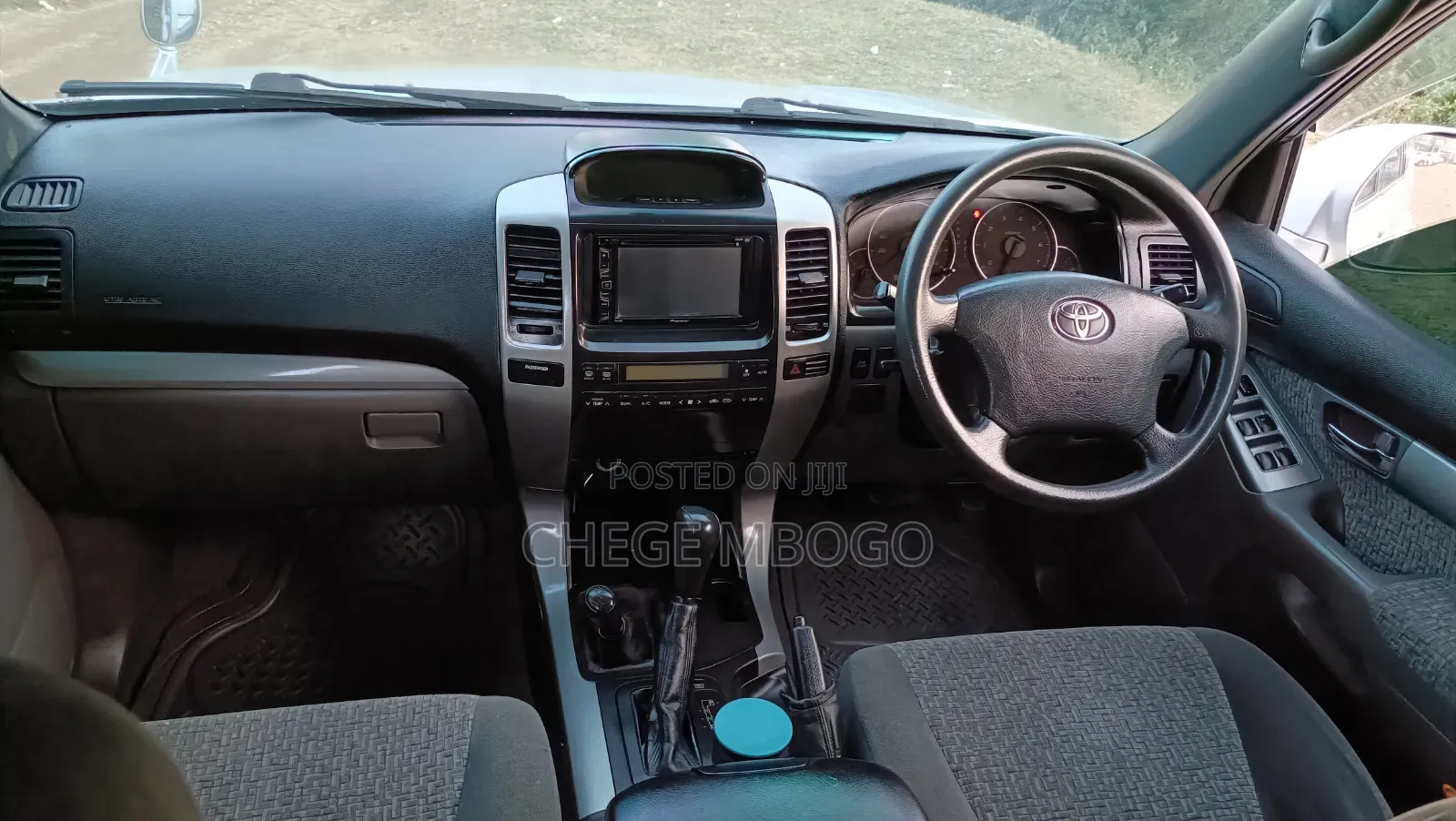 Toyota Land Cruiser 2004 Silver