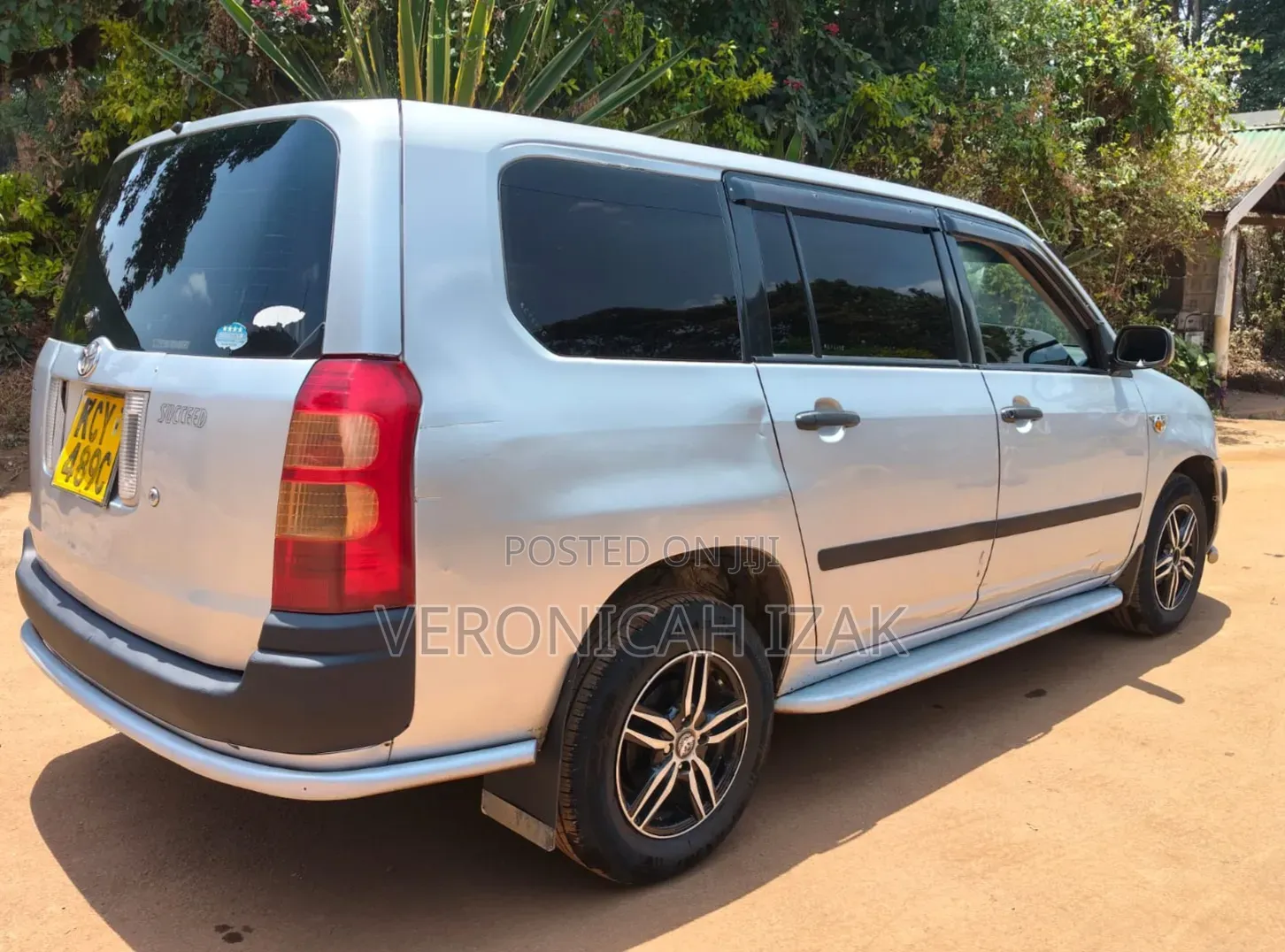 Toyota Succeed 2012 Silver
