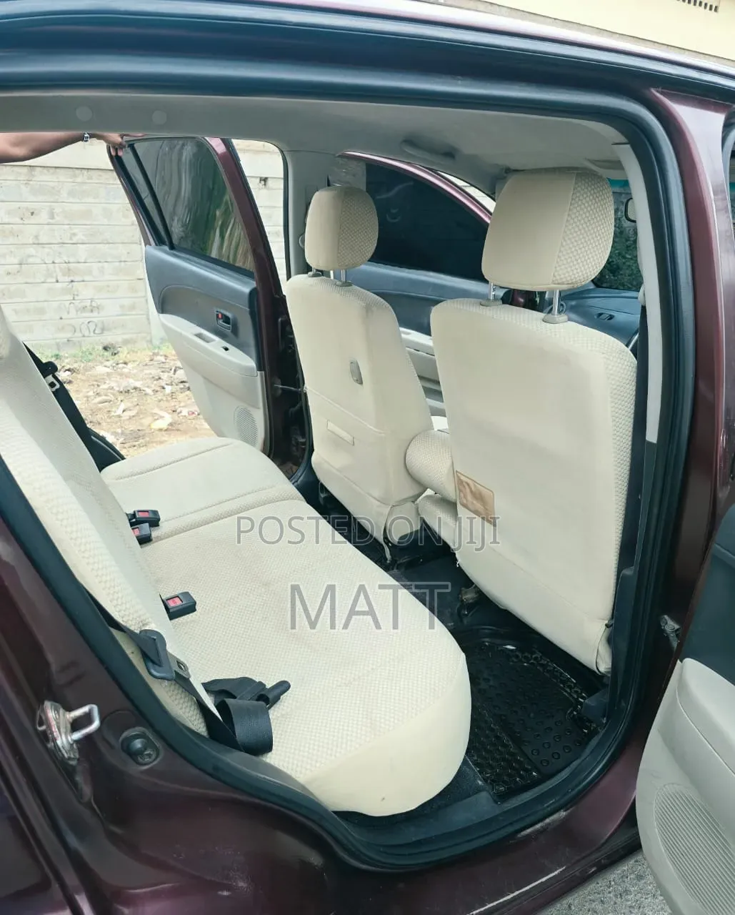 Toyota Passo 2011 Maroon