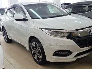 Honda Vezel 1.5 Hybrid 2WD 2019 Pearl