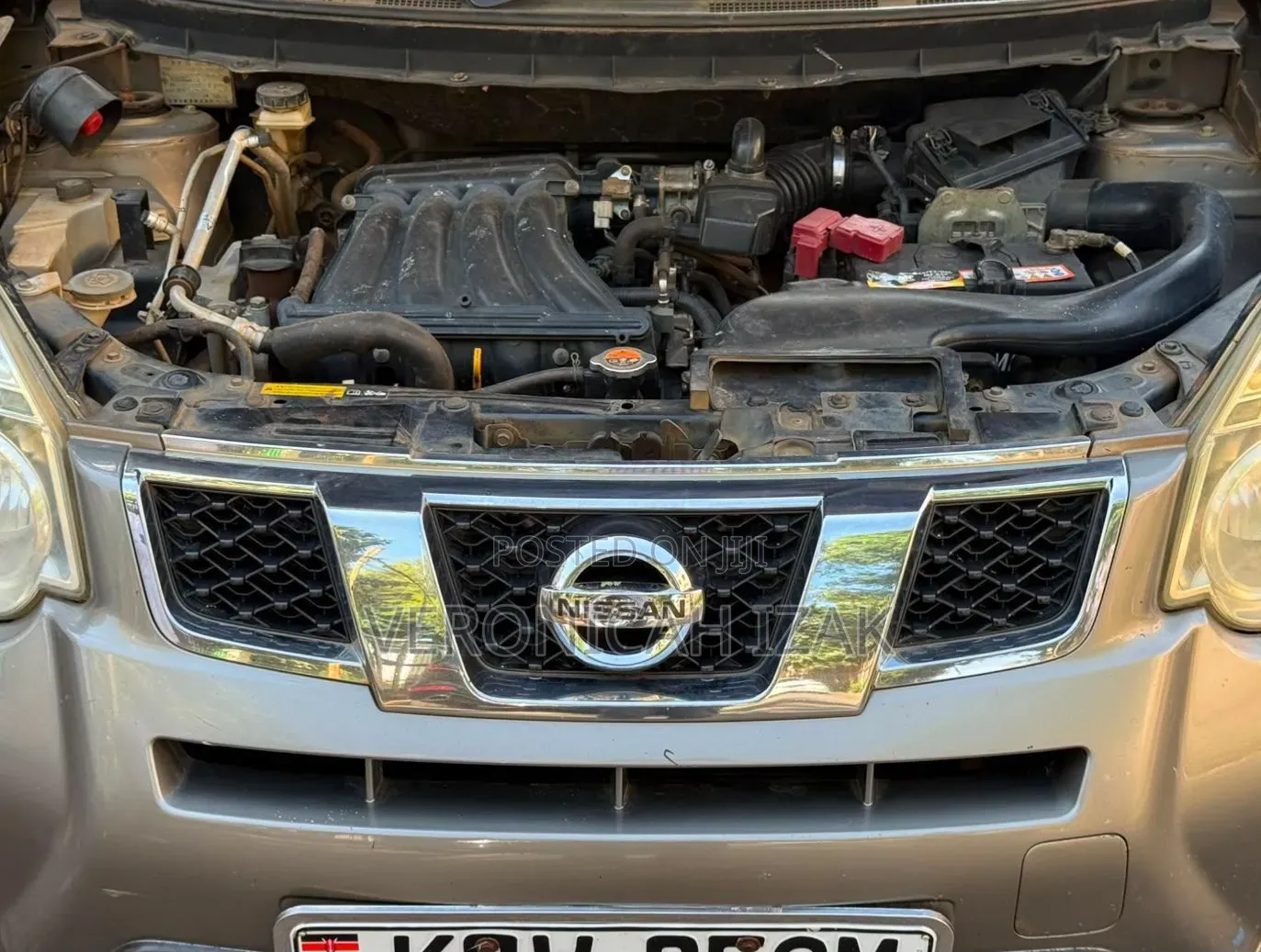 Nissan X-Trail 2012 Gray