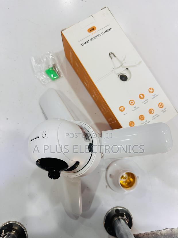 Fan Blade CCTV Bulb Camera – 360° Panoramic Security Camera - main view