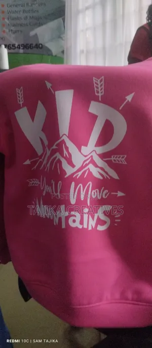 Kid's Heavy Hoodie Branding