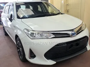 Toyota Corolla Fielder 1.5 Hybrid FWD 2018 Off white