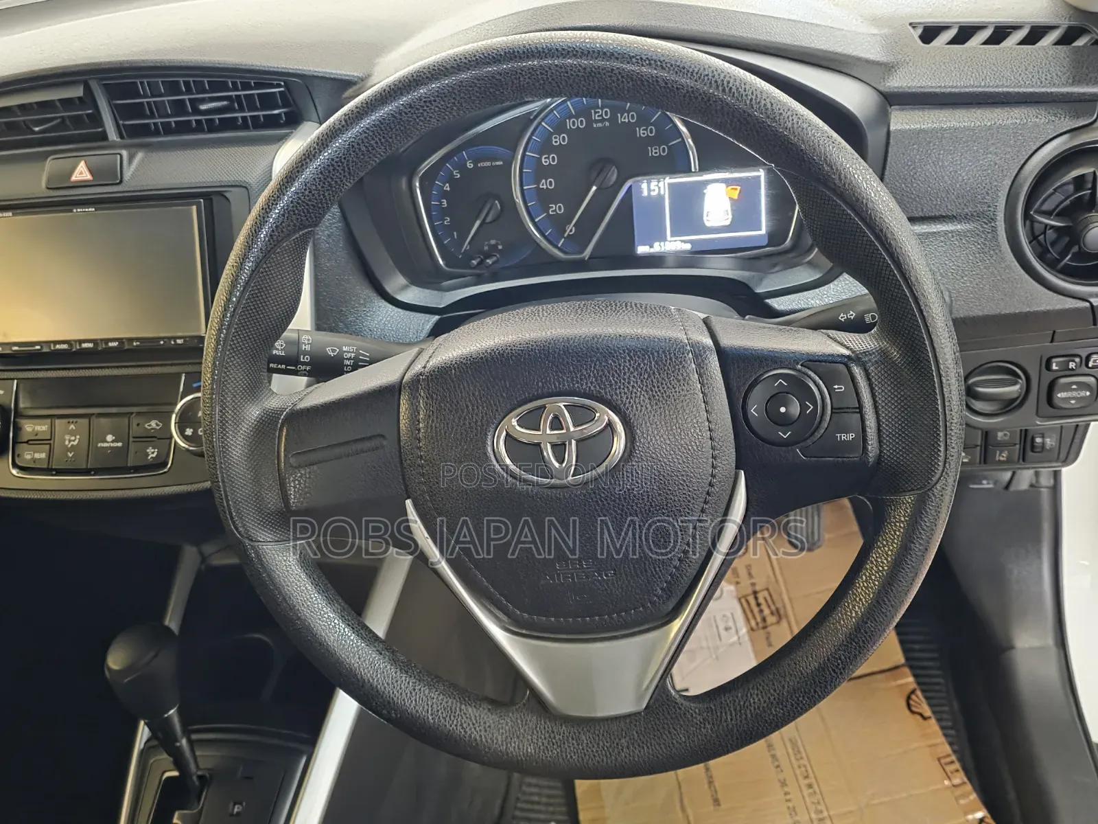 Toyota Corolla Fielder 1.5 Hybrid FWD 2018 Off white