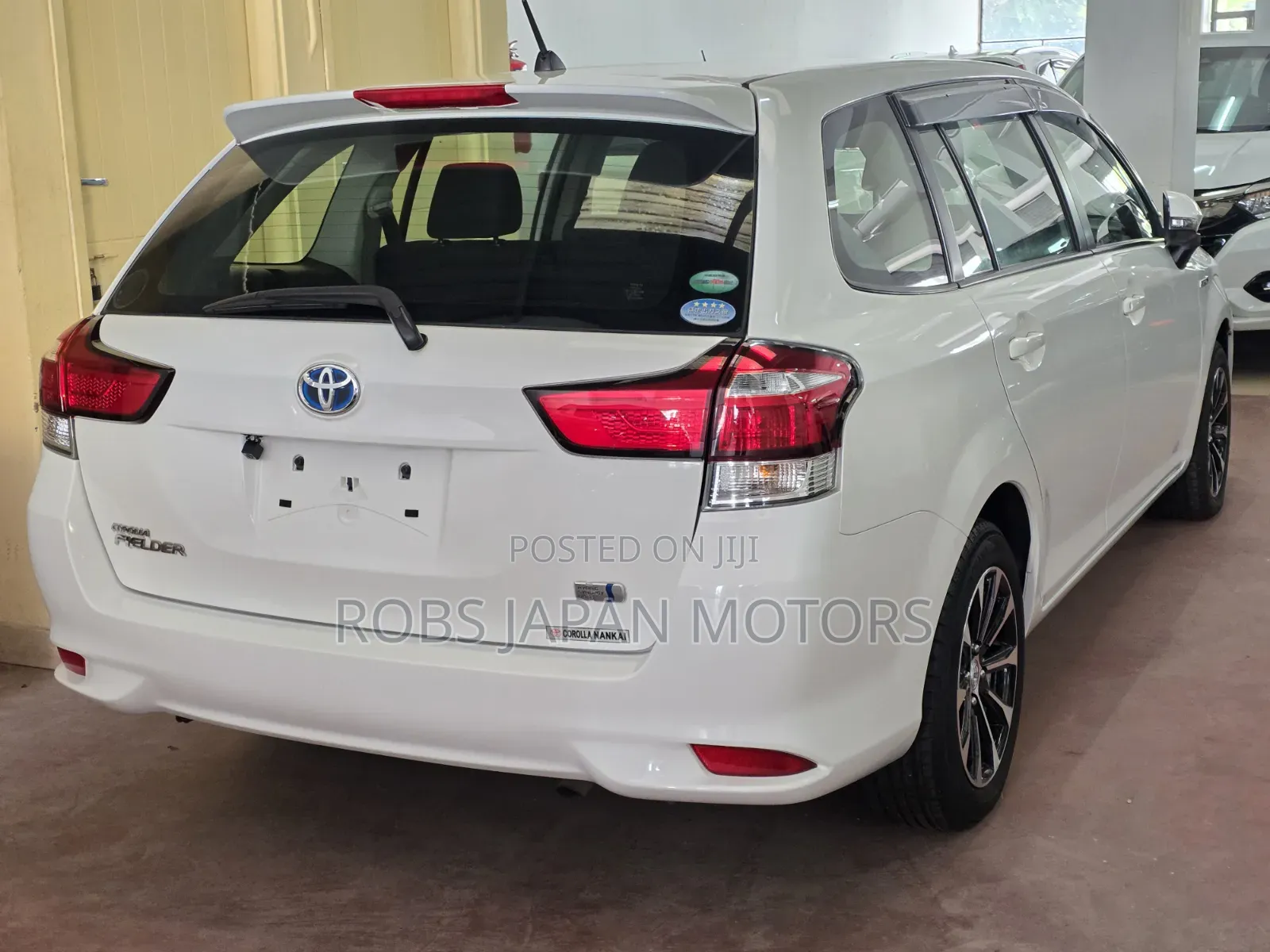Toyota Corolla Fielder 1.5 Hybrid FWD 2018 Off white