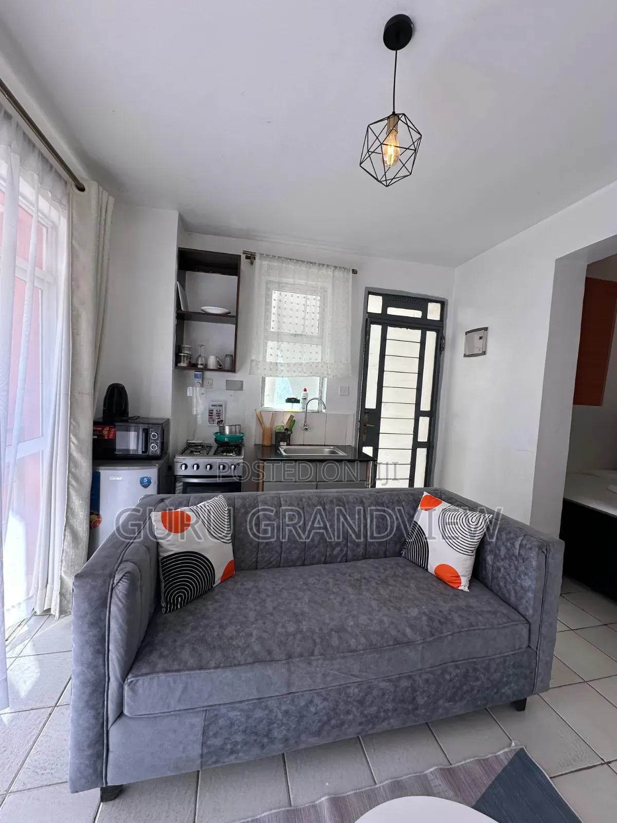 Ngong Road Studio Airbnb Alba Racecourse