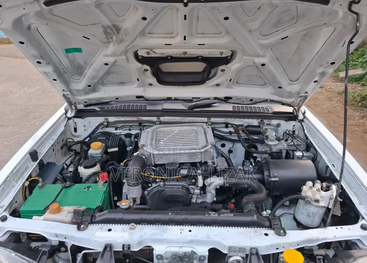 Nissan Hardbody 2015 White