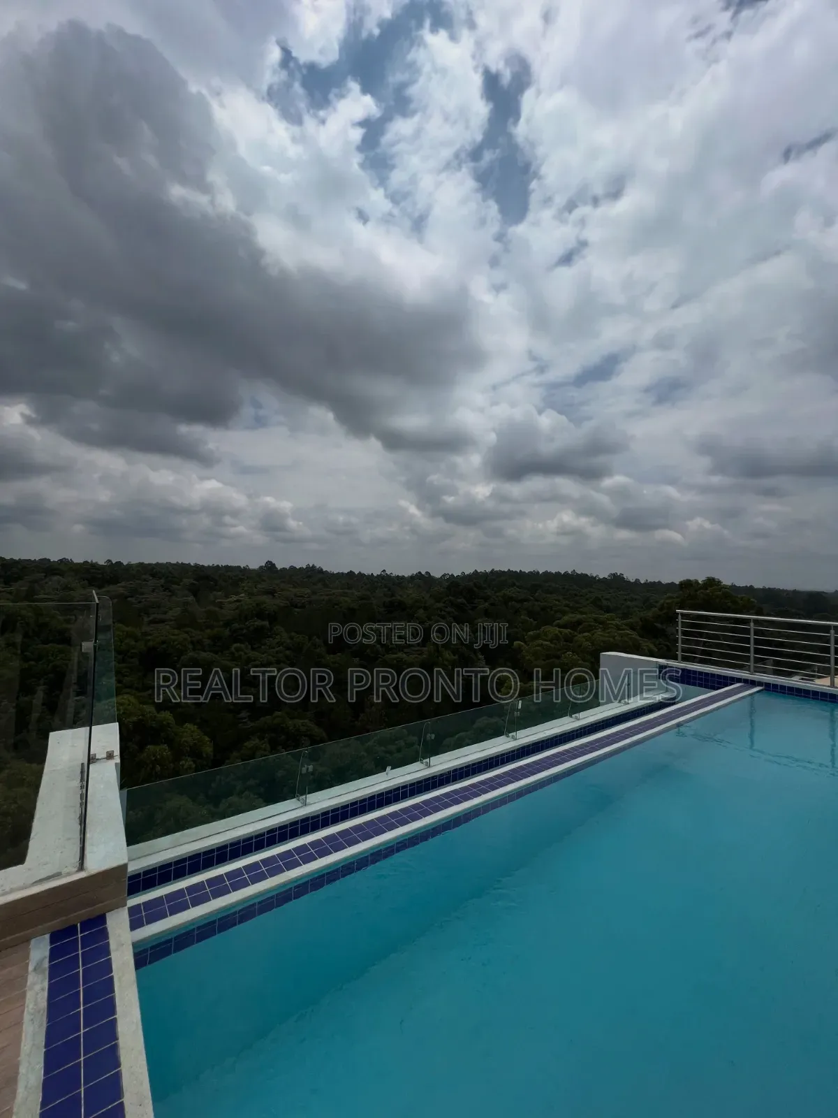 4bdrm Apartment in Riverside Drive for rent