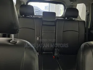 Toyota Land Cruiser Prado 2.7 2019 Pearl