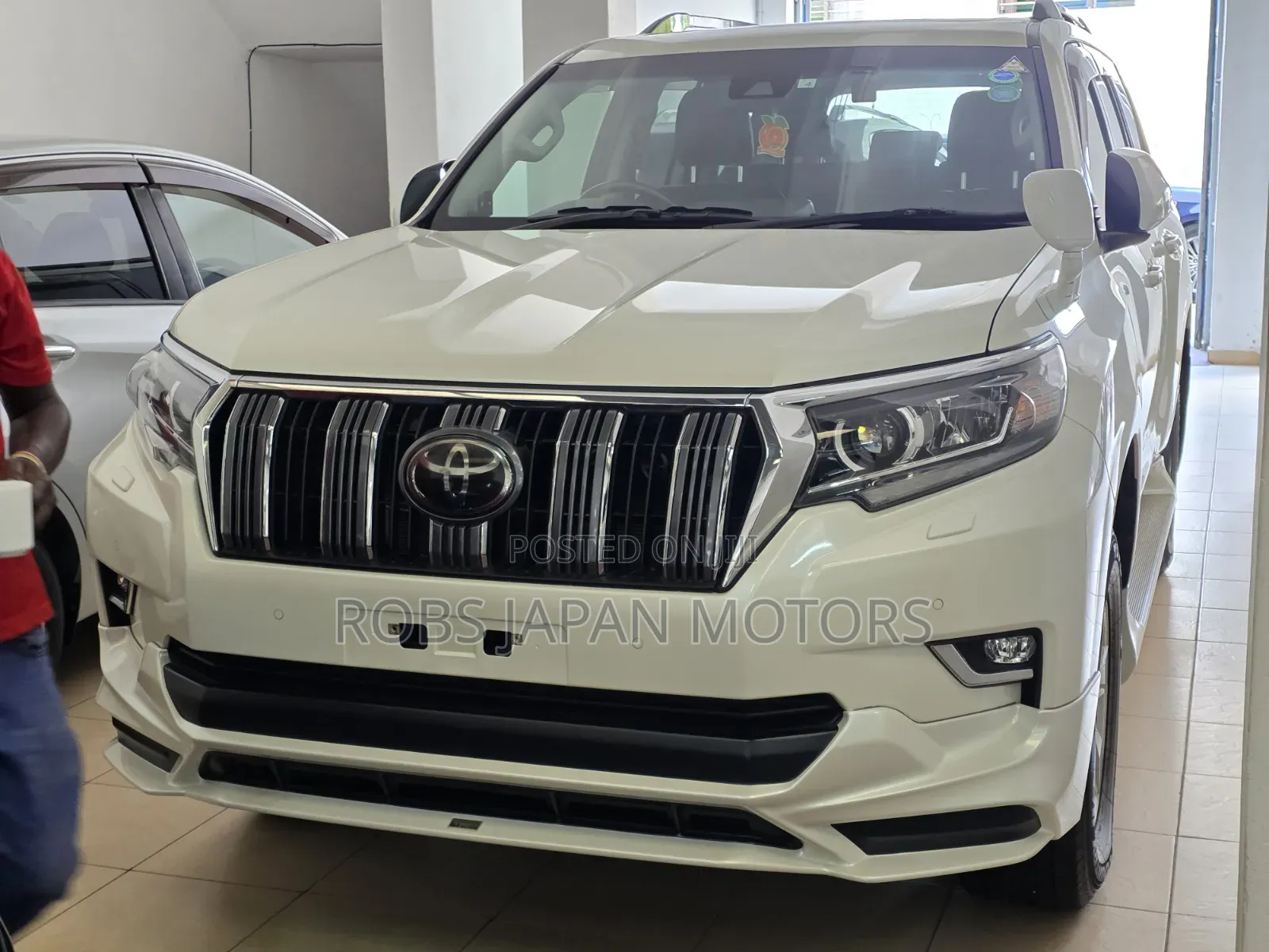 Toyota Land Cruiser Prado 2.7 2019 Pearl