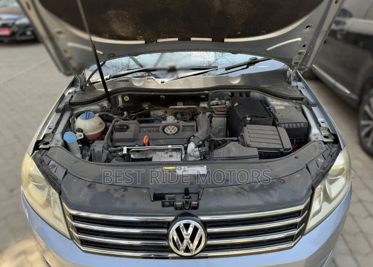 Volkswagen Passat 2013 Blue