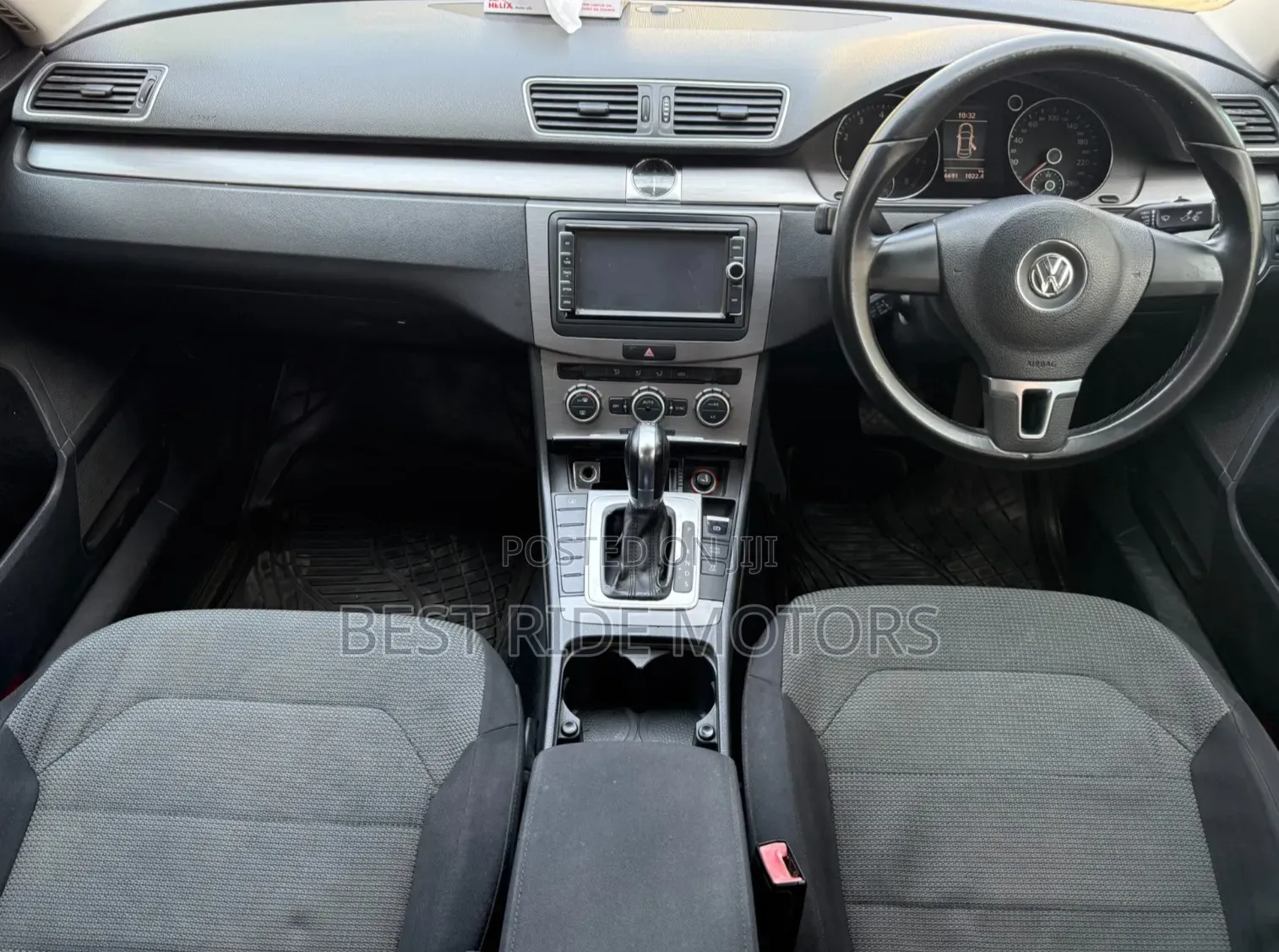Volkswagen Passat 2013 Blue