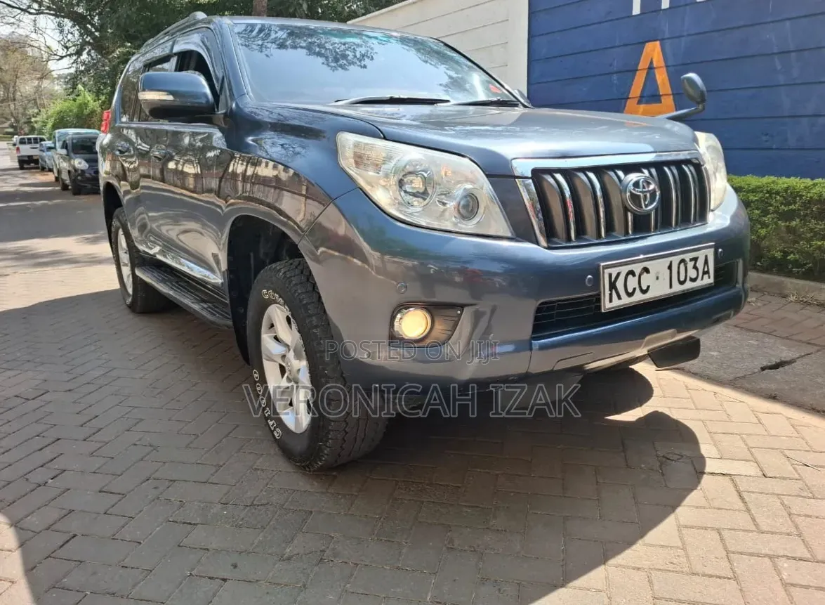 Toyota Land Cruiser Prado 2009 Black