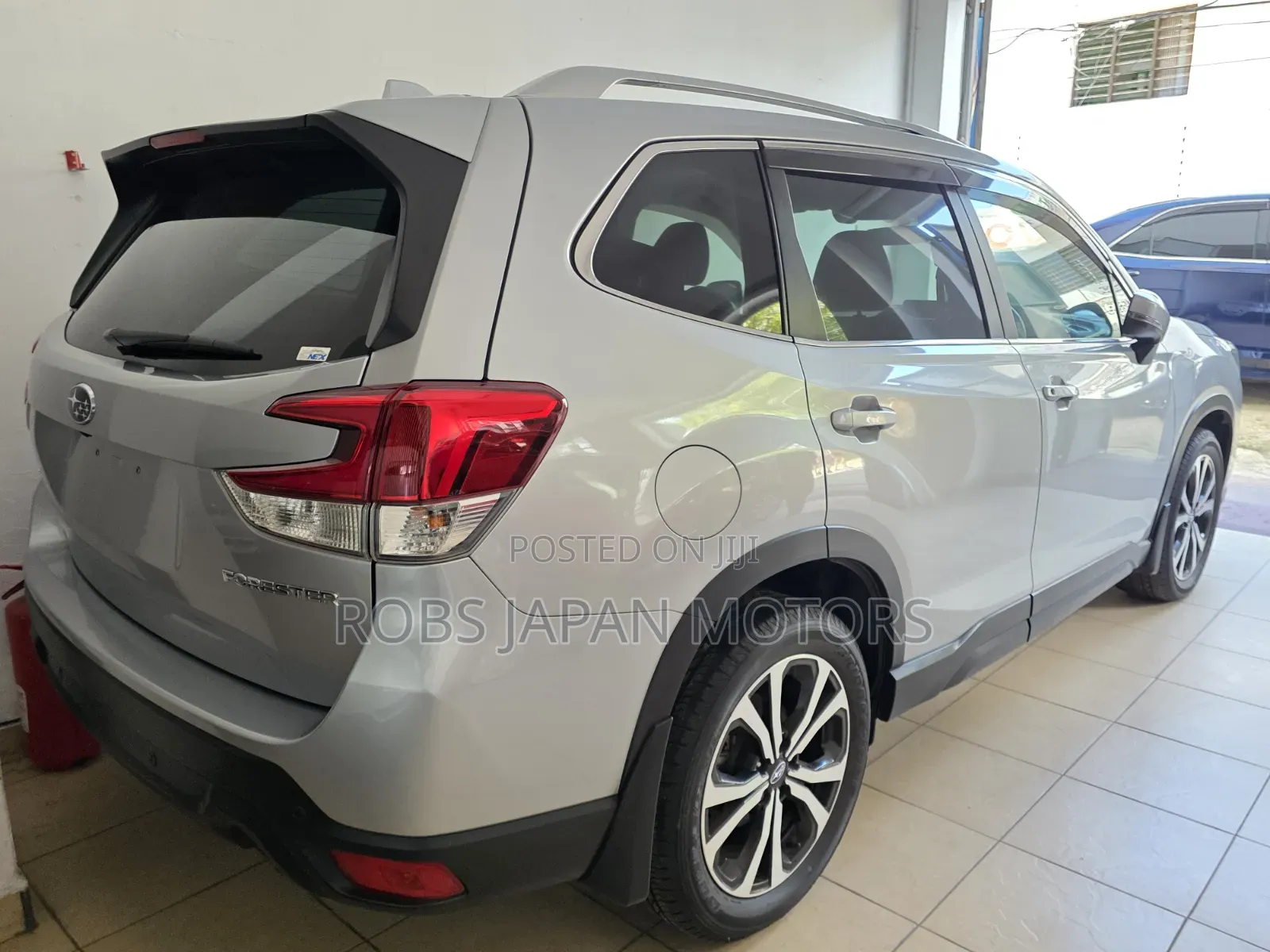 Subaru Forester Premium AWD 2019 Silver