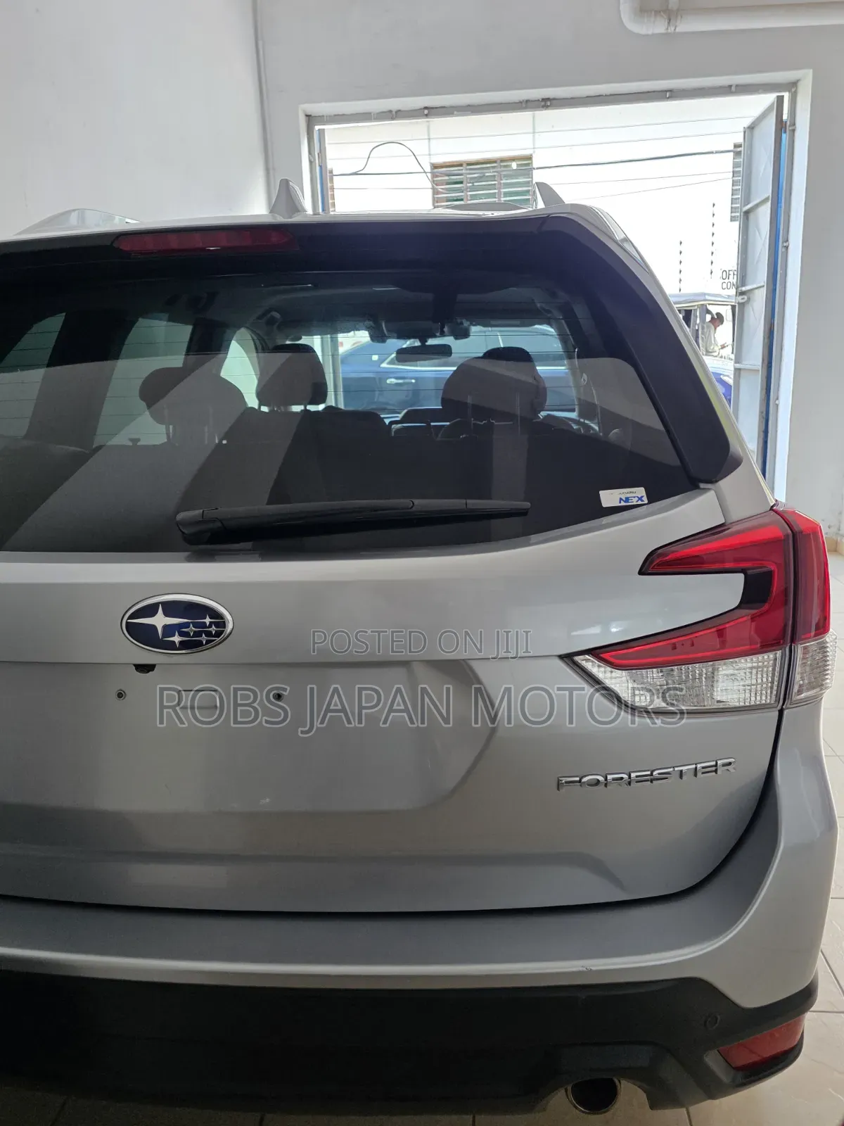 Subaru Forester Premium AWD 2019 Silver