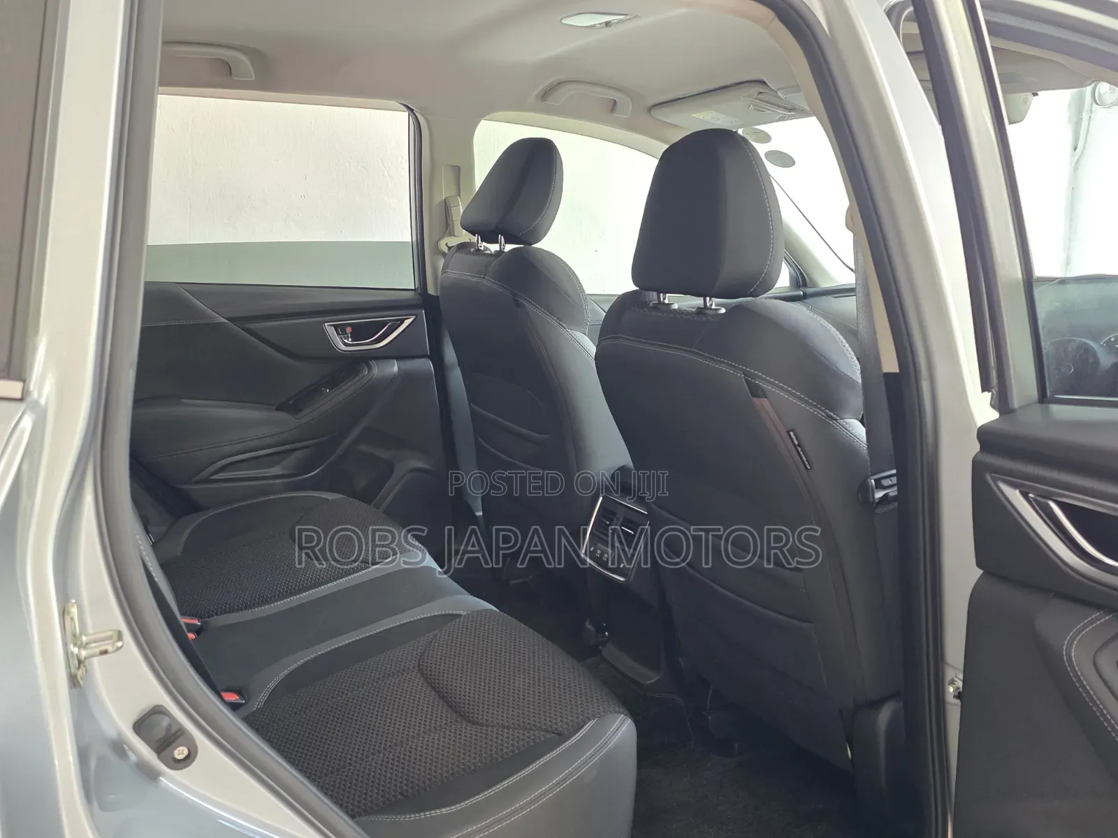 Subaru Forester Premium AWD 2019 Silver