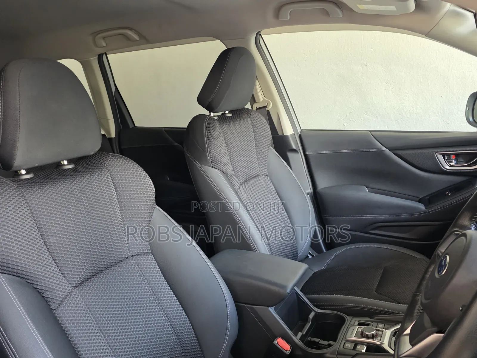 Subaru Forester Premium AWD 2019 Silver