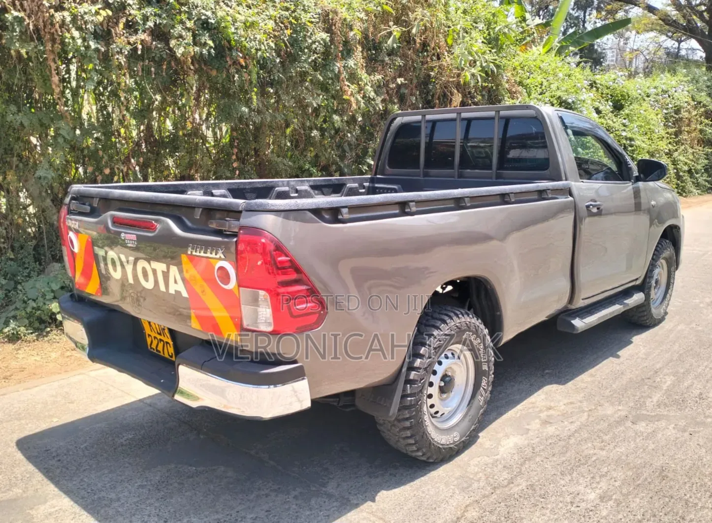 Toyota Hilux 2018 Brown