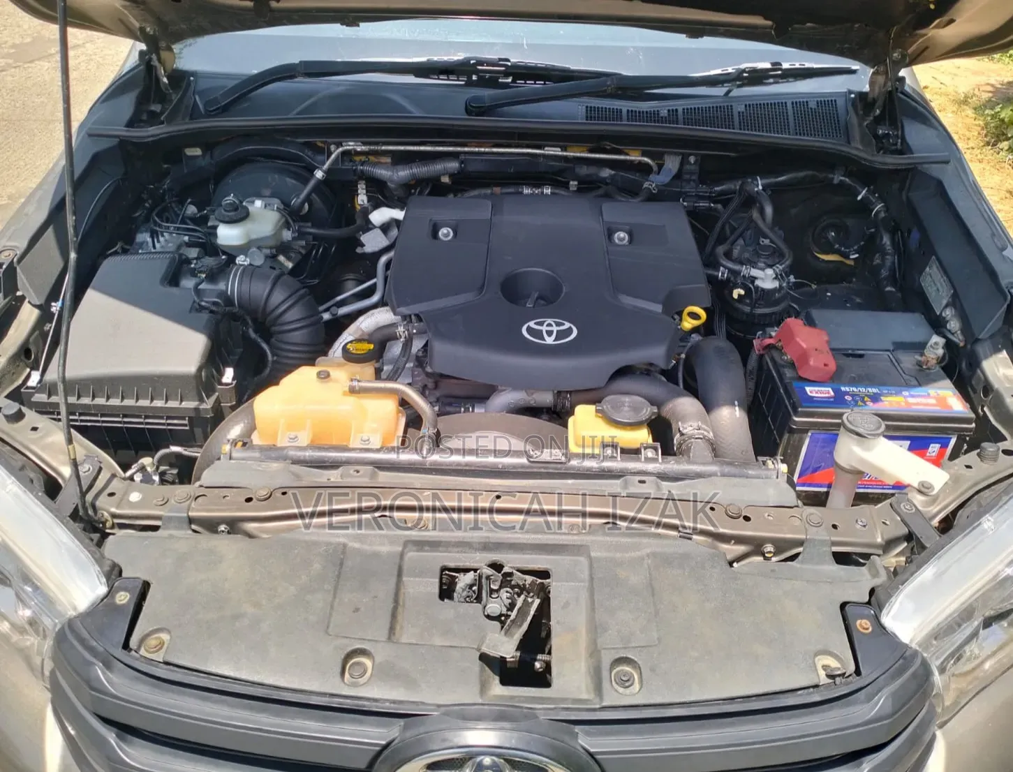Toyota Hilux 2018 Brown
