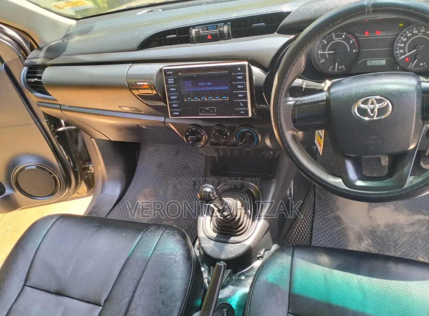 Toyota Hilux 2018 Brown