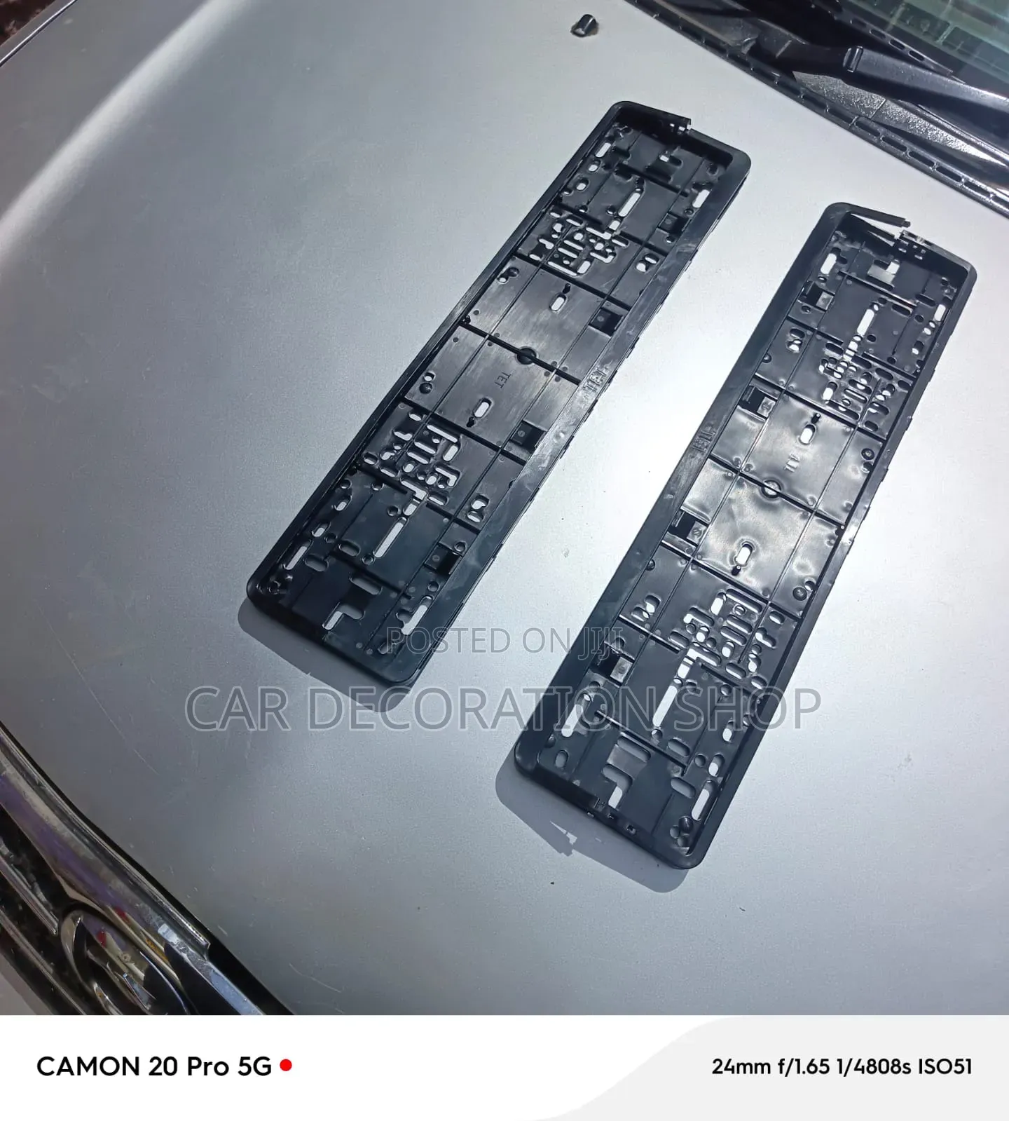 Secure Black Plastic License Oblong Plate Holder