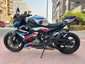 BMW M 1000 R 2024 Black