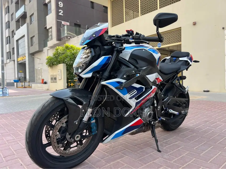 BMW M 1000 R 2024 Black